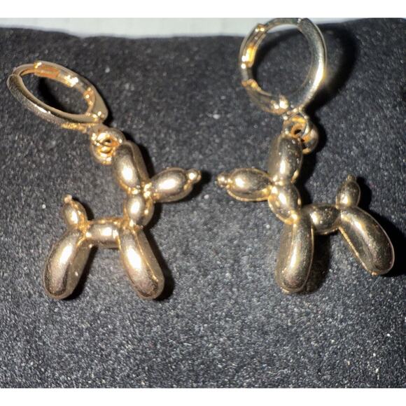 NWT Cute Goldtone Balloon Dog Dangle Leverback Earrings - Picture 2 of 2